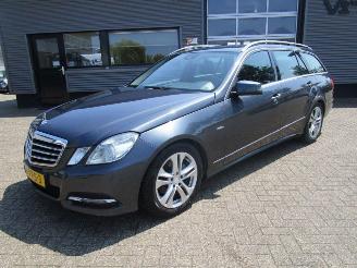 Damaged car Mercedes E-klasse 220 CDI Estate Avantgade 2011/3