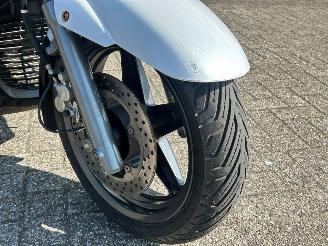 Yamaha X-Max 125  picture 13