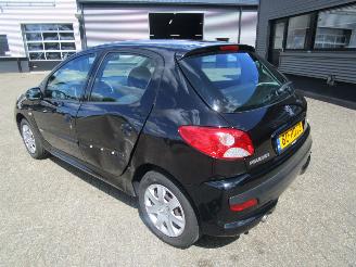 Peugeot 206+ 1.4 XS 5drs picture 3