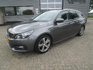 škoda osobní automobily Peugeot 308 SW 1.2 Pure Tech Bleu lease Premium 2020/4