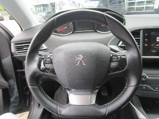 Peugeot 308 SW 1.2 Pure Tech Bleu lease Premium picture 16