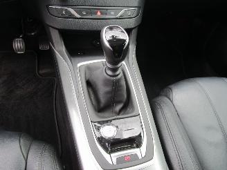 Peugeot 308 SW 1.2 Pure Tech Bleu lease Premium picture 14