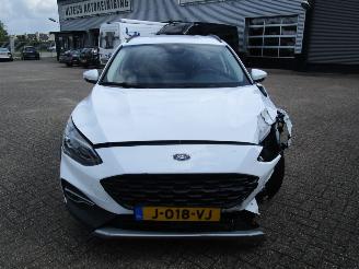 Ford Focus Wagon 1.5 EcoBlue ST Line Business picture 4