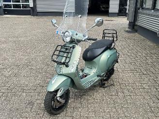 Vespa  Primavera 50 4T picture 7