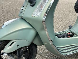 Vespa  Primavera 50 4T picture 14