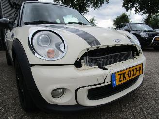Mini Cooper 1.6 picture 22