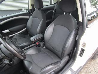 Mini Cooper 1.6 picture 11