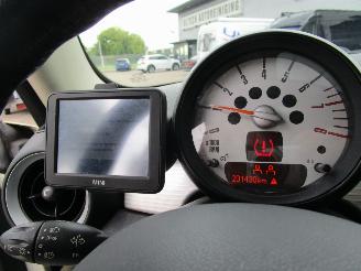 Mini Cooper 1.6 picture 16