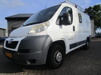 Peugeot Boxer 330 2.2 HDI L1H1 picture 18