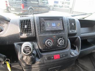 Peugeot Boxer 330 2.2 HDI L1H1 picture 12