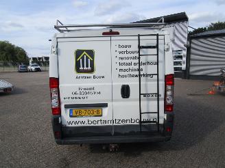 Peugeot Boxer 330 2.2 HDI L1H1 picture 4
