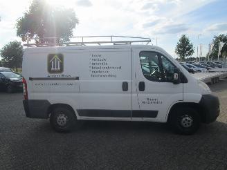 Peugeot Boxer 330 2.2 HDI L1H1 picture 6