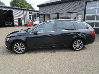 Skoda Octavia combi 1.2 TSI Business picture 2