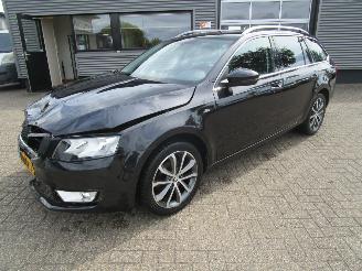  Skoda Octavia combi 1.2 TSI Business 2016/1