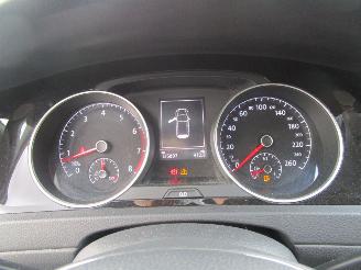 Volkswagen Golf 1.2 TSI Trendline 5drs picture 19