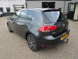 Volkswagen Golf 1.2 TSI Trendline 5drs picture 3