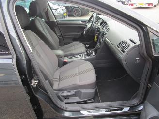 Volkswagen Golf 1.2 TSI Trendline 5drs picture 10