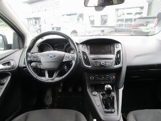 Ford Focus wagon 1.0 EcoBoost Trend Edition picture 10