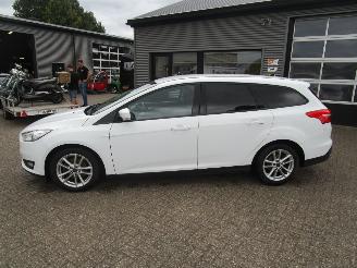 Ford Focus wagon 1.0 EcoBoost Trend Edition picture 2