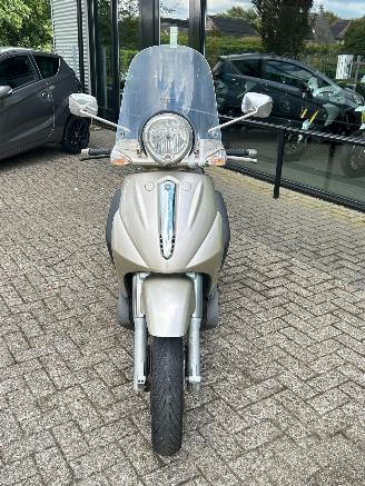 Piaggio Beverly 500  picture 8