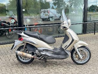 Piaggio Beverly 500  picture 2