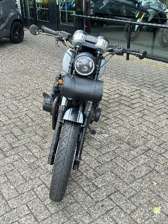 Honda CB 750 Seven Fifty picture 8