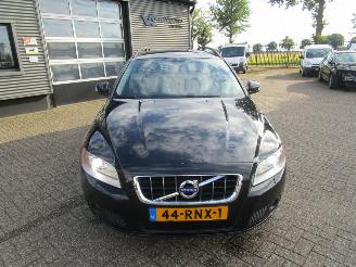 Volvo V-70 2.0 D3 Limited edition picture 8