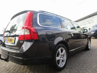 Volvo V-70 2.0 D3 Limited edition picture 20