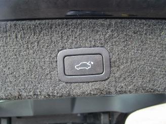 Volvo V-70 2.0 D3 Limited edition picture 23