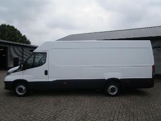 Iveco Daily 35S16V 2.3 410 H2 automaat picture 2