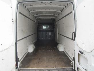 Iveco Daily 35S16V 2.3 410 H2 automaat picture 18