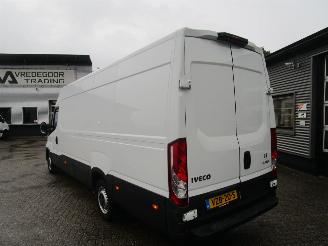 Iveco Daily 35S16V 2.3 410 H2 automaat picture 3