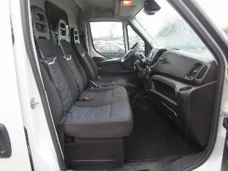 Iveco Daily 35S16V 2.3 410 H2 automaat picture 11