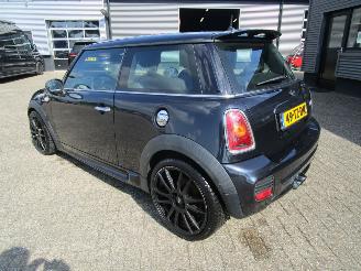 Mini Mini 1.6 COOPER S 174PK picture 3