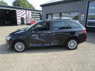 Skoda Fabia Combi 1.0 TSI Ambition picture 2