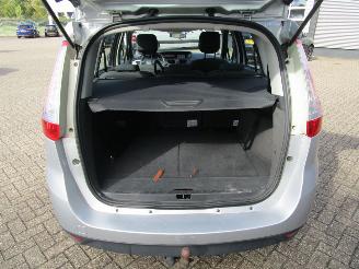 Renault Grand-scenic 1.6 Business 7P picture 17