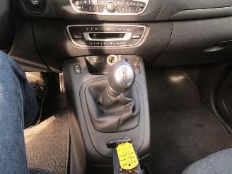 Renault Grand-scenic 1.6 Business 7P picture 13