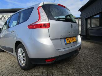 Renault Grand-scenic 1.6 Business 7P picture 23