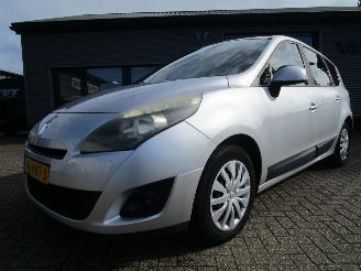 Renault Grand-scenic 1.6 Business 7P picture 24