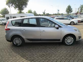 Renault Grand-scenic 1.6 Business 7P picture 26