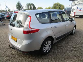 Renault Grand-scenic 1.6 Business 7P picture 5