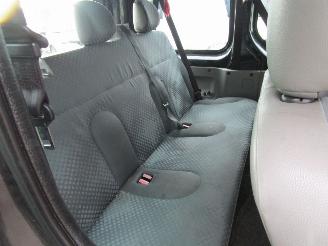 Renault Trafic 2.0 DCI PASSENGER T27 L1H1 9PERS picture 10