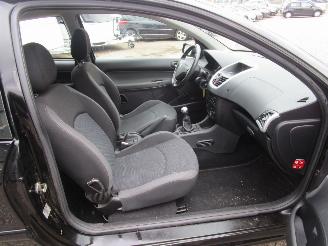 Peugeot 206+ 1.4 XS picture 3