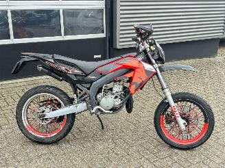 Aprilia  SX50 picture 2