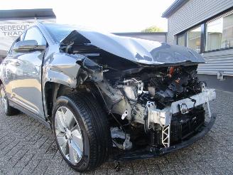 Hyundai Kona EV Comfort 64KWH (GERESEVEERD) picture 19
