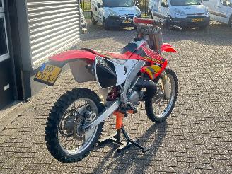 Honda  CR250 Enduro picture 3