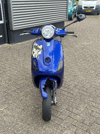 Vespa  LX50 4T picture 8