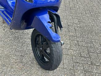Vespa  LX50 4T picture 10