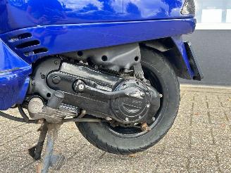 Vespa  LX50 4T picture 13