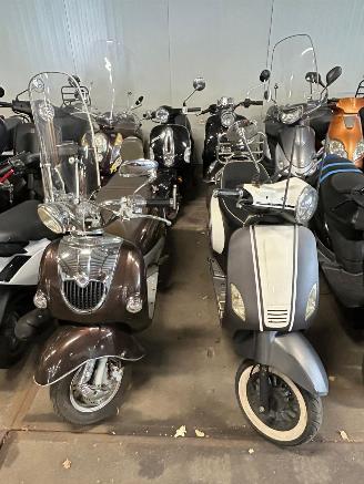 Sym  Partij 47 scooters picture 9